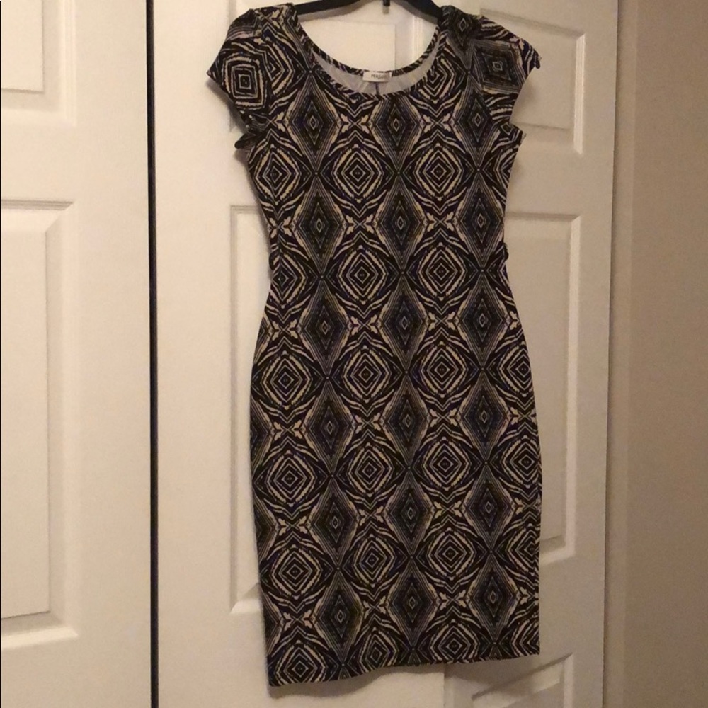 Body-con dress